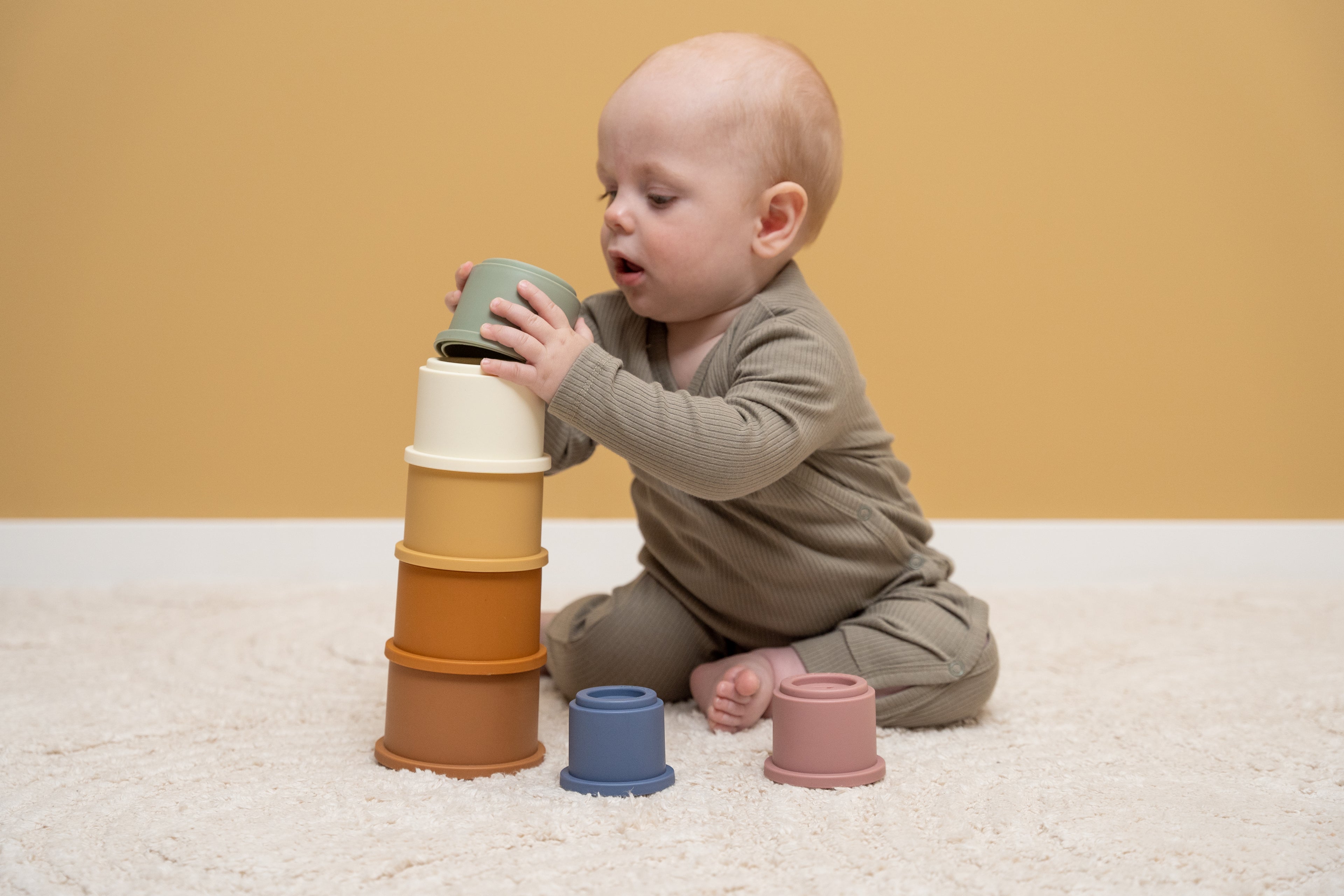 Stacking Cups Vintage