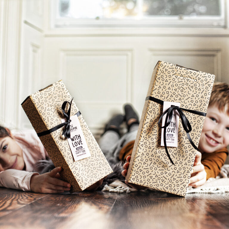 Cutesy Christmas Colour In Top With Fabric Pens