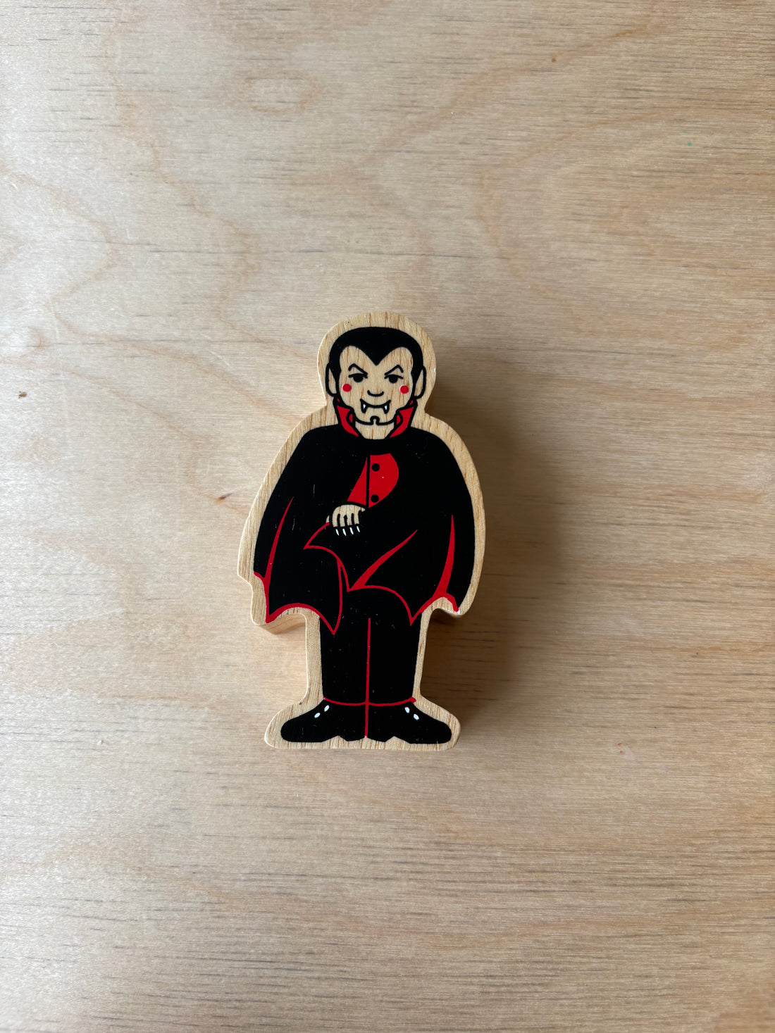 Lanka Kade black and red vampire