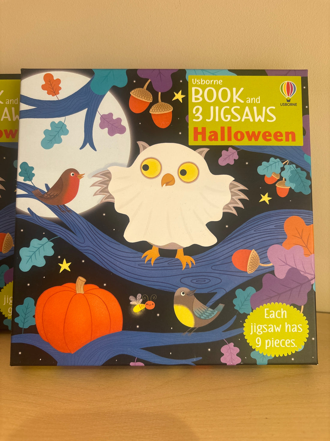 Usborne Book & 3 Jigsaws Halloween
