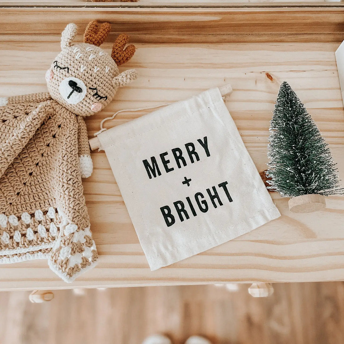 Merry and Bright hanging sign